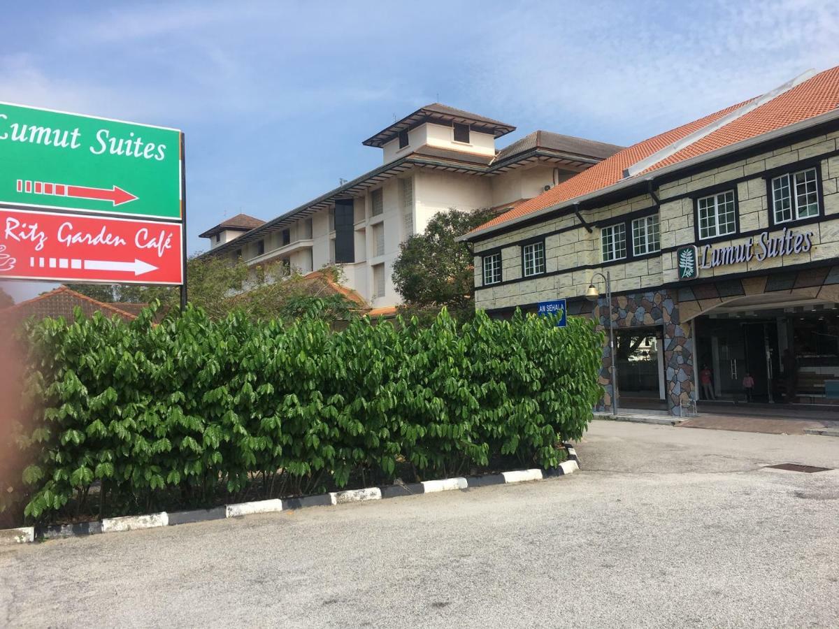 Lumut Suites Exteriör bild